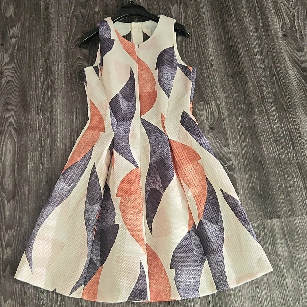 H&M Geometric Print Black, White Brown Dress Size 8 - Picture 3 of 5